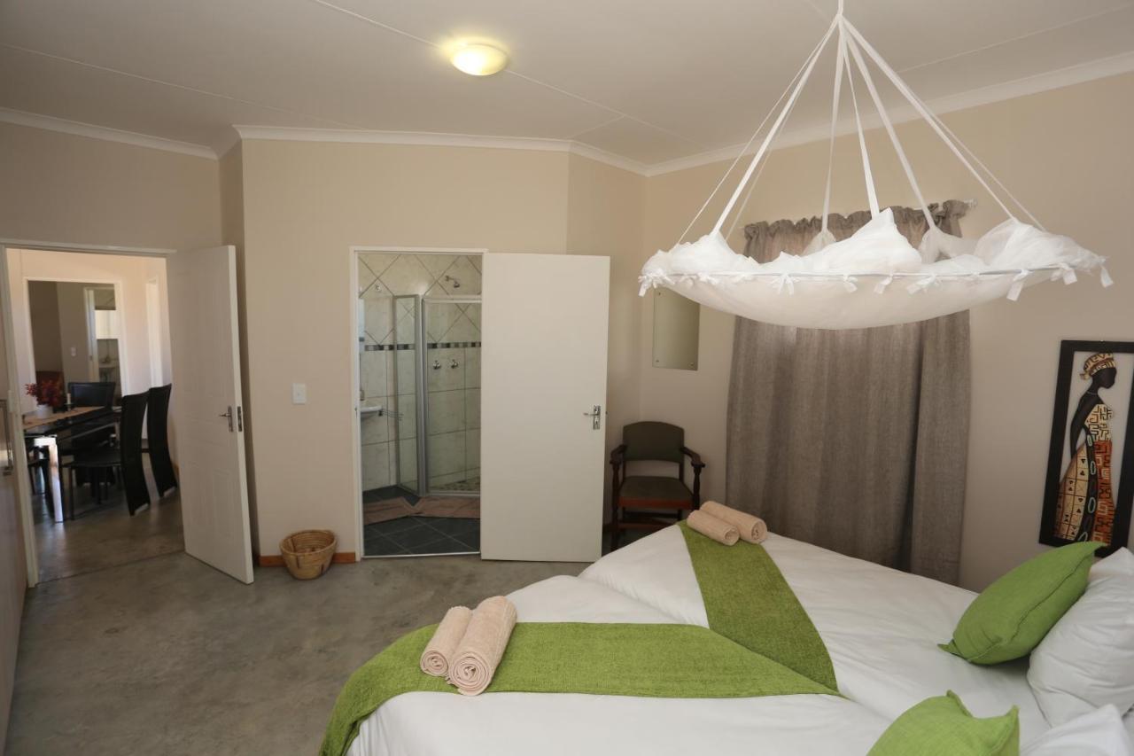 Apartmán Orange House Self Catering Aus Exteriér fotografie